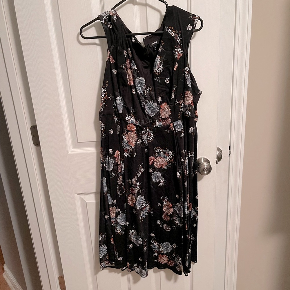 Used flowered black torrid dress